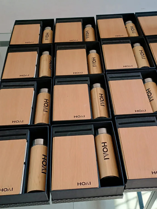 Hoai eco-friendly hamper